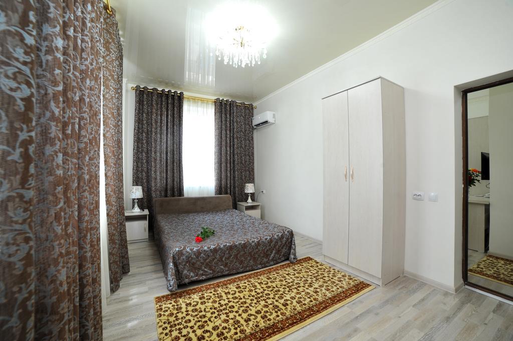 בישקק Rich Hotel מראה חיצוני תמונה